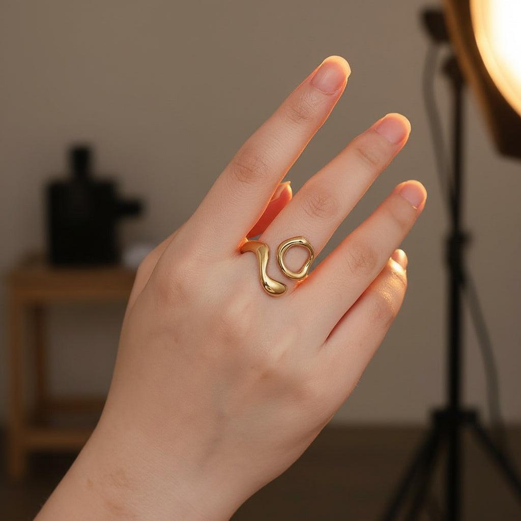 Norasira - Full Stop Ring