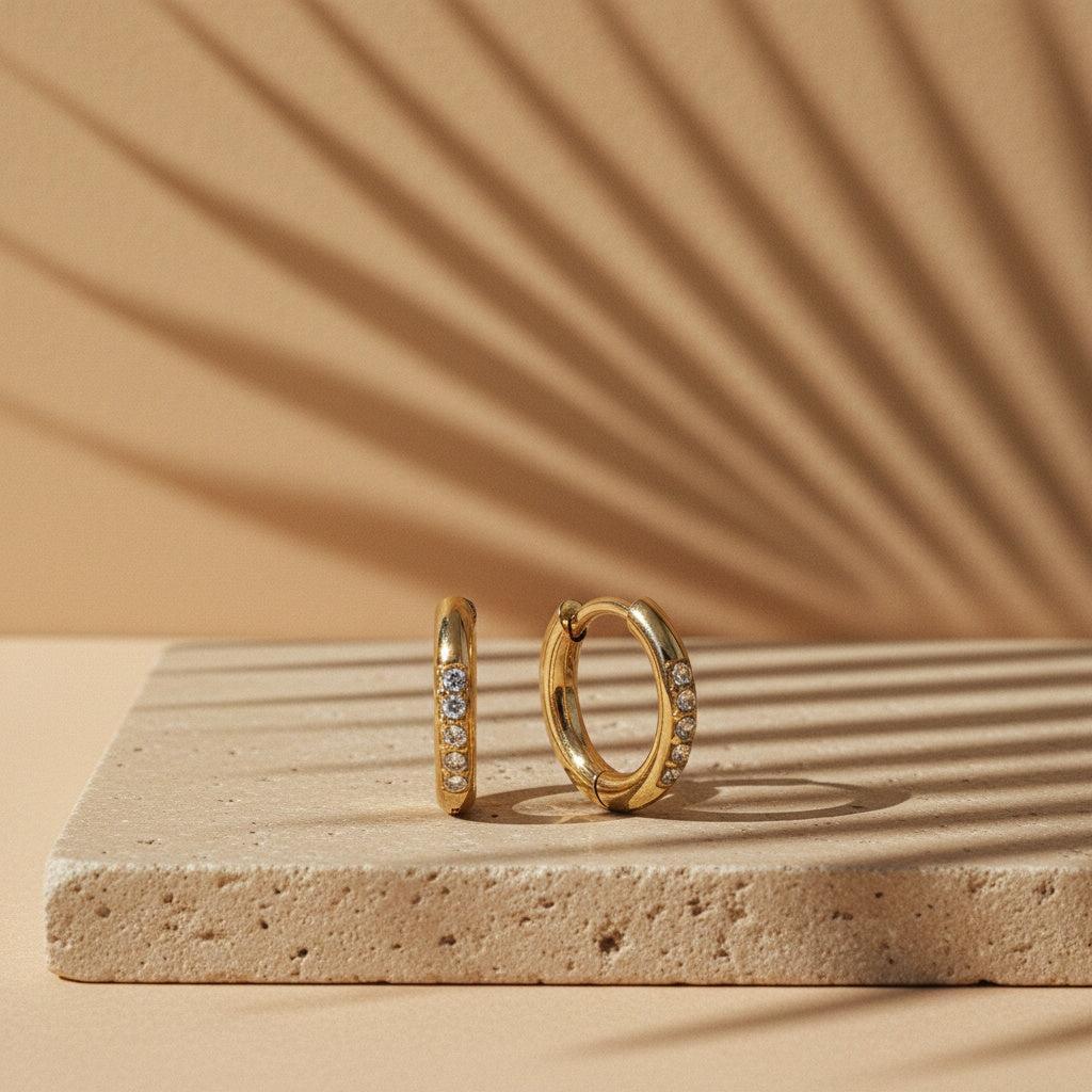 „Novilira“ Single Diamond Cycle Ohrringe