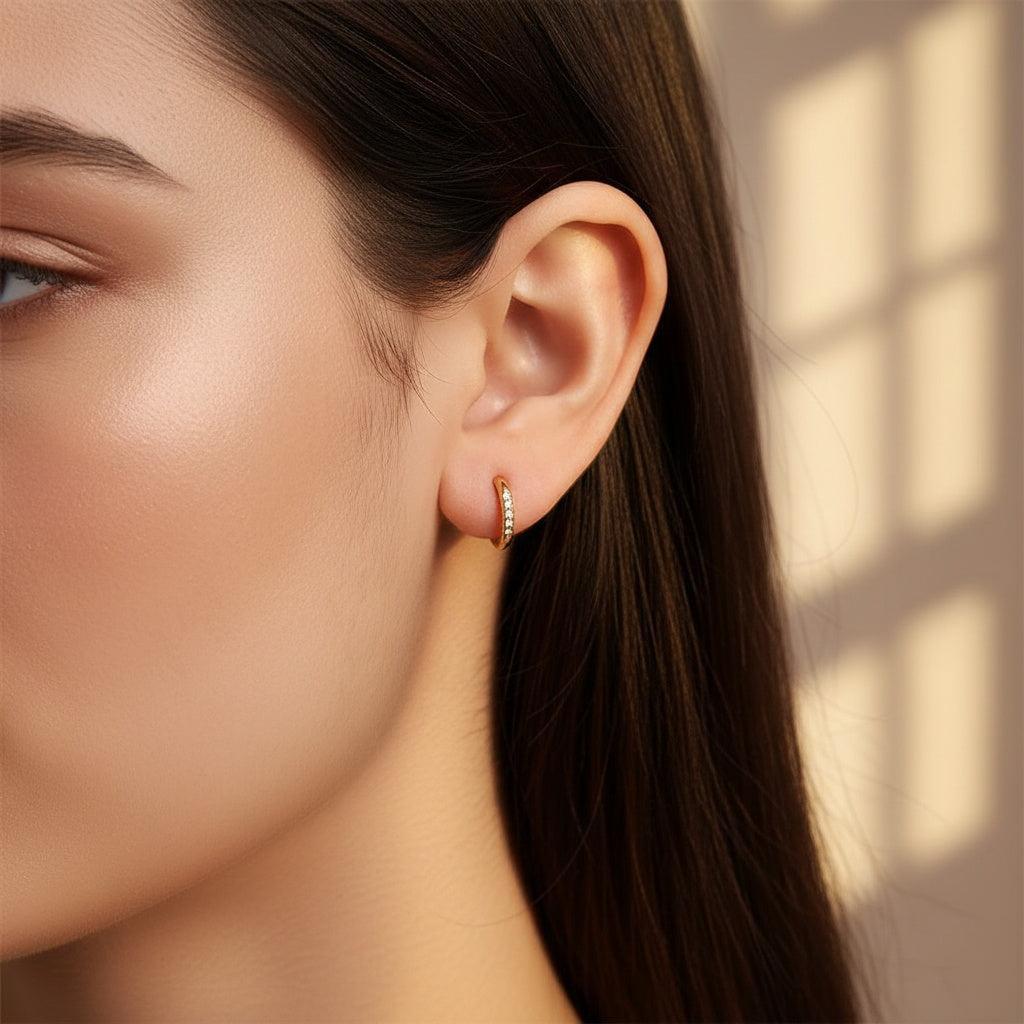 „Novilira“ Single Diamond Cycle Ohrringe