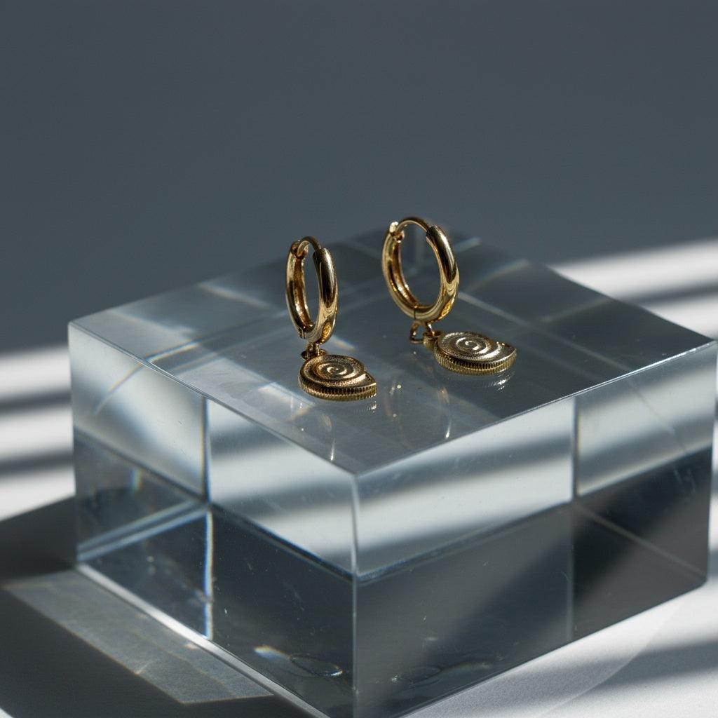 „Novimira“ Mini Snail Ohrringe
