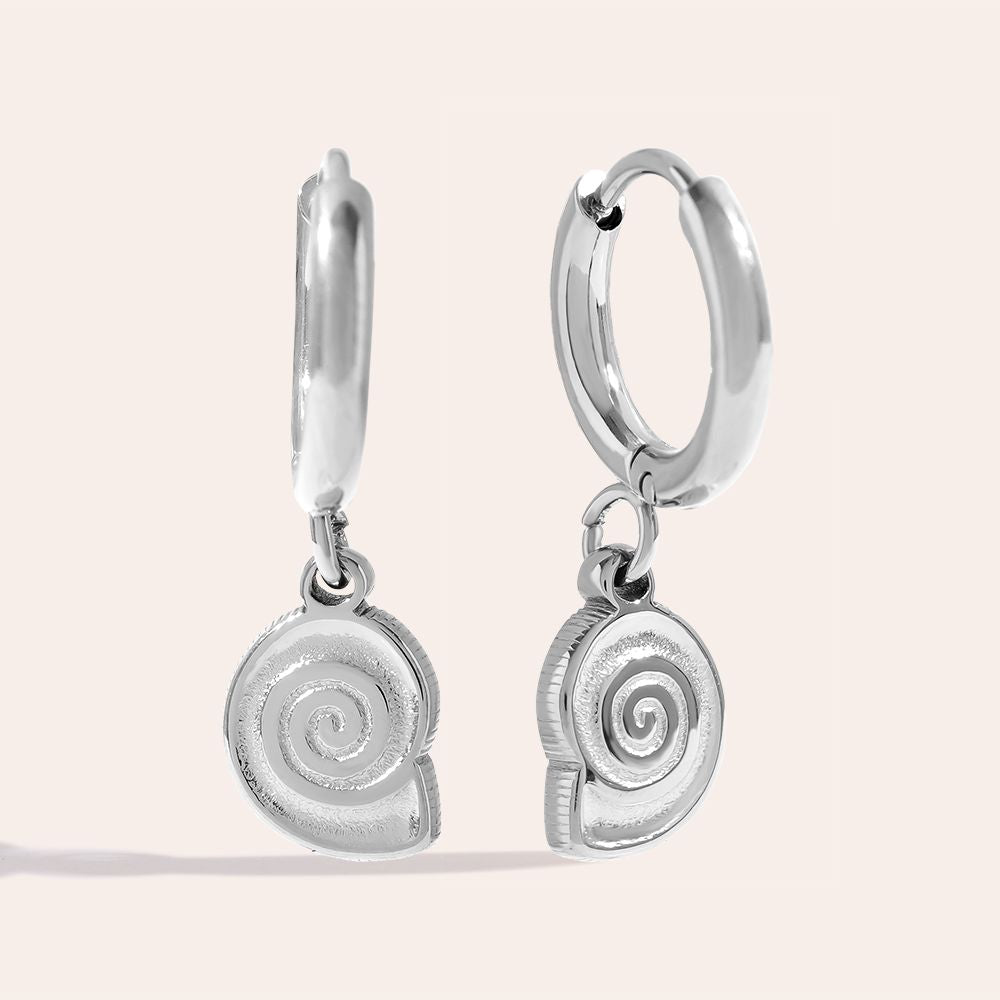 „Novimira“ Mini Snail Ohrringe