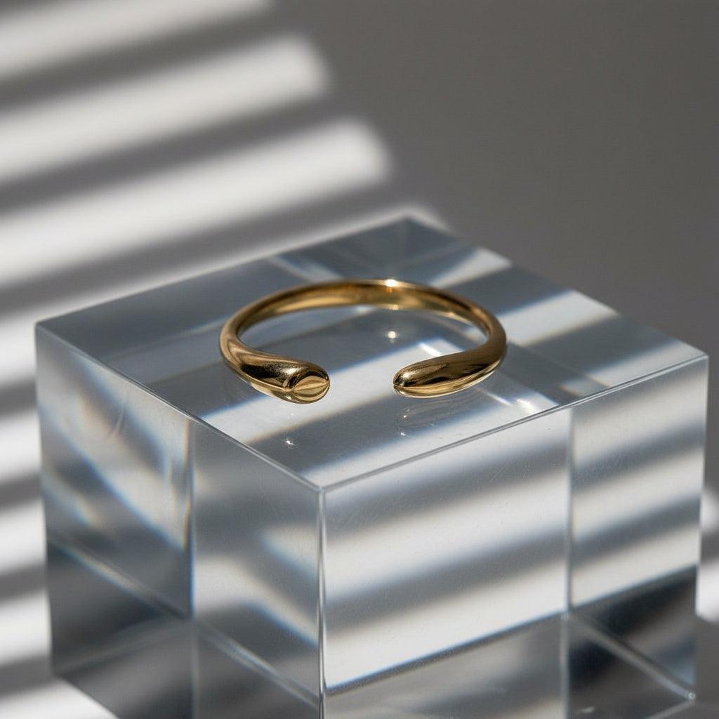 Novinora - Very Simple Ring