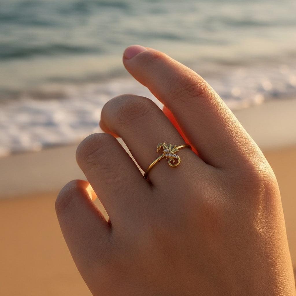 Noviriva - Diamond Sea Horse Ring