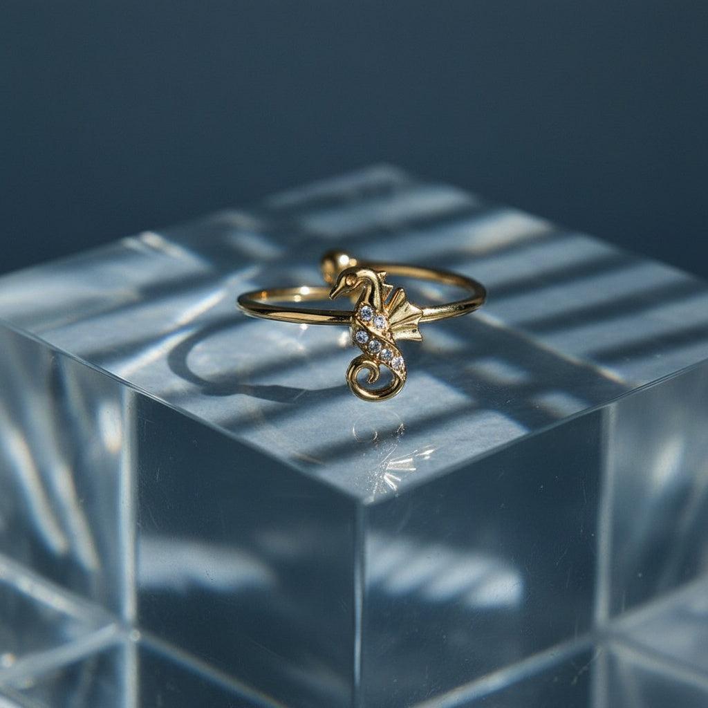 Noviriva - Diamond Sea Horse Ring