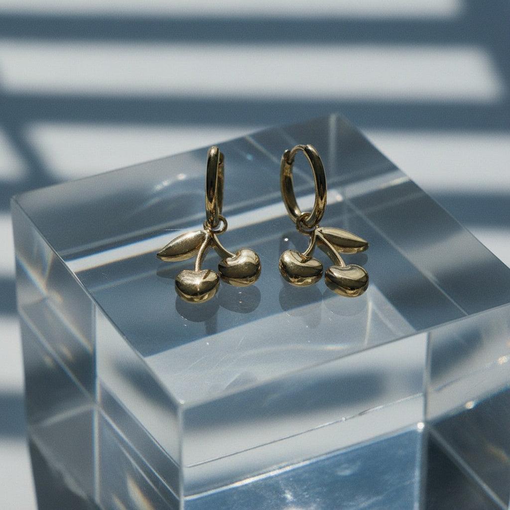 „Novisiraa“ Charm Cherry Ohrringe