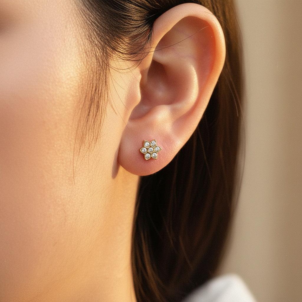 „Olialara“ Diamond Flower Ohrringe