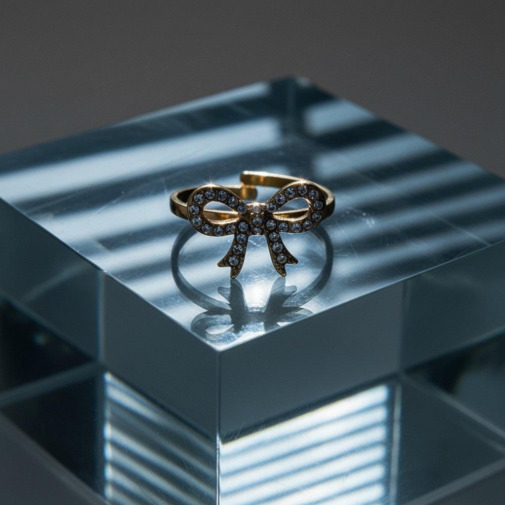 Oliavera - Bowtie With Diamonds Ring