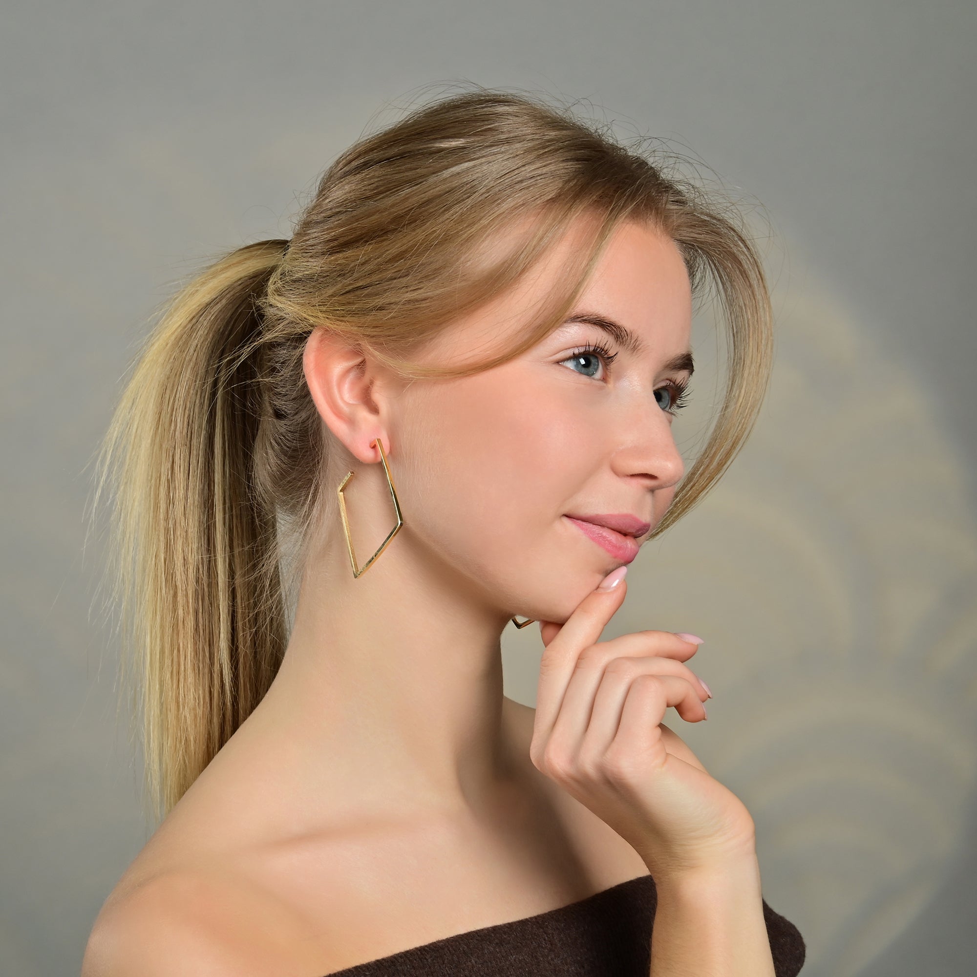 "Sariva" – Statement-Creolen