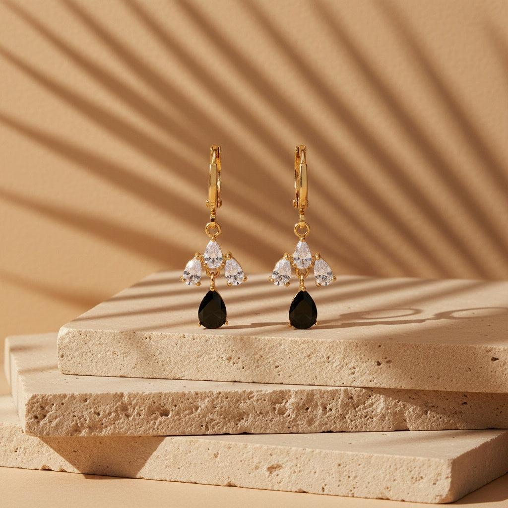 „Saviriva“ Perfect Drop Diamonds Vergoldete Ohrringe