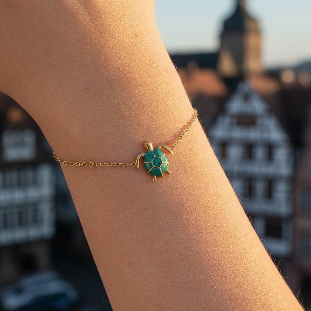 „Seramira“ Green Turtle Armband