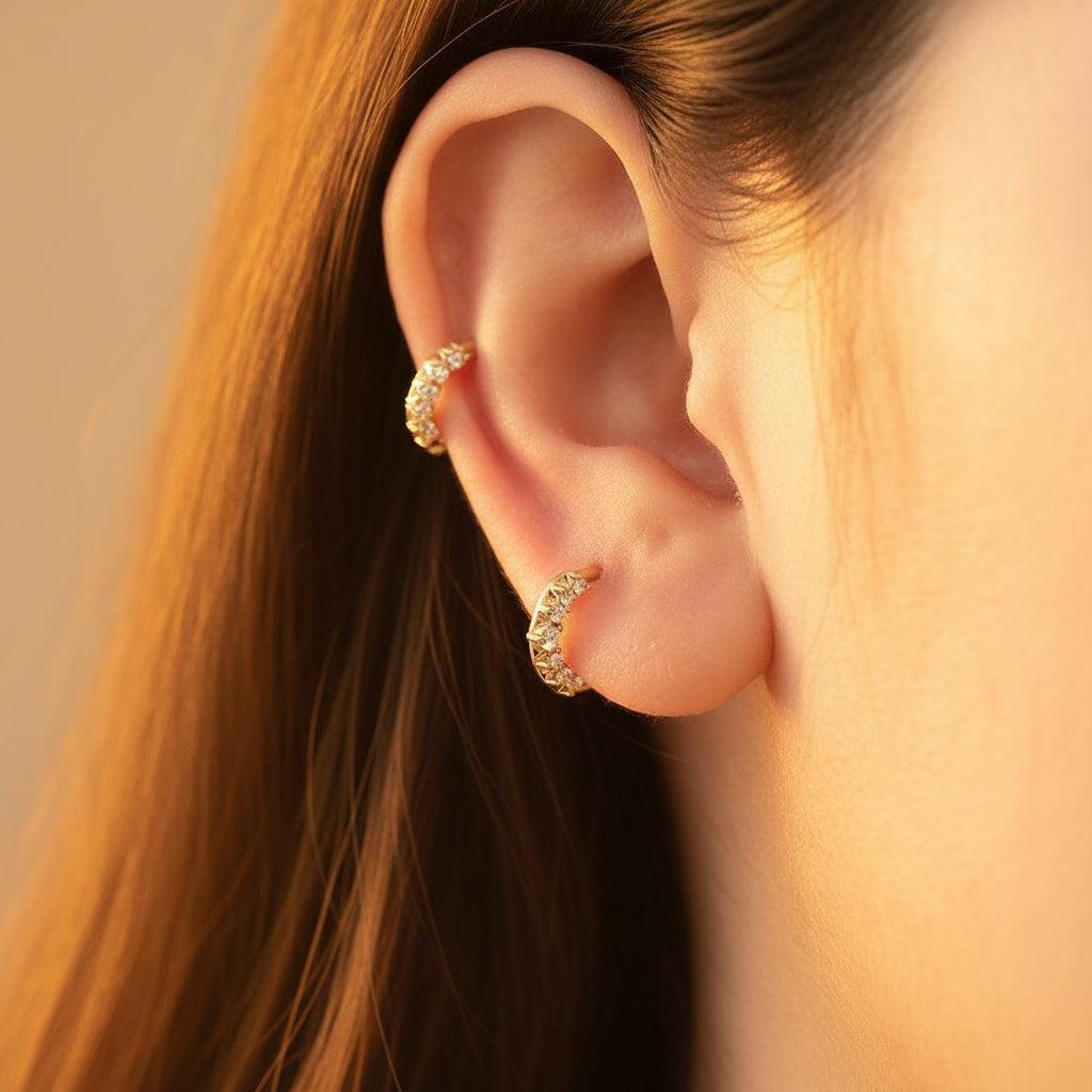 „Seranora“ Half Diamonds Circle Piercing Ohrringe