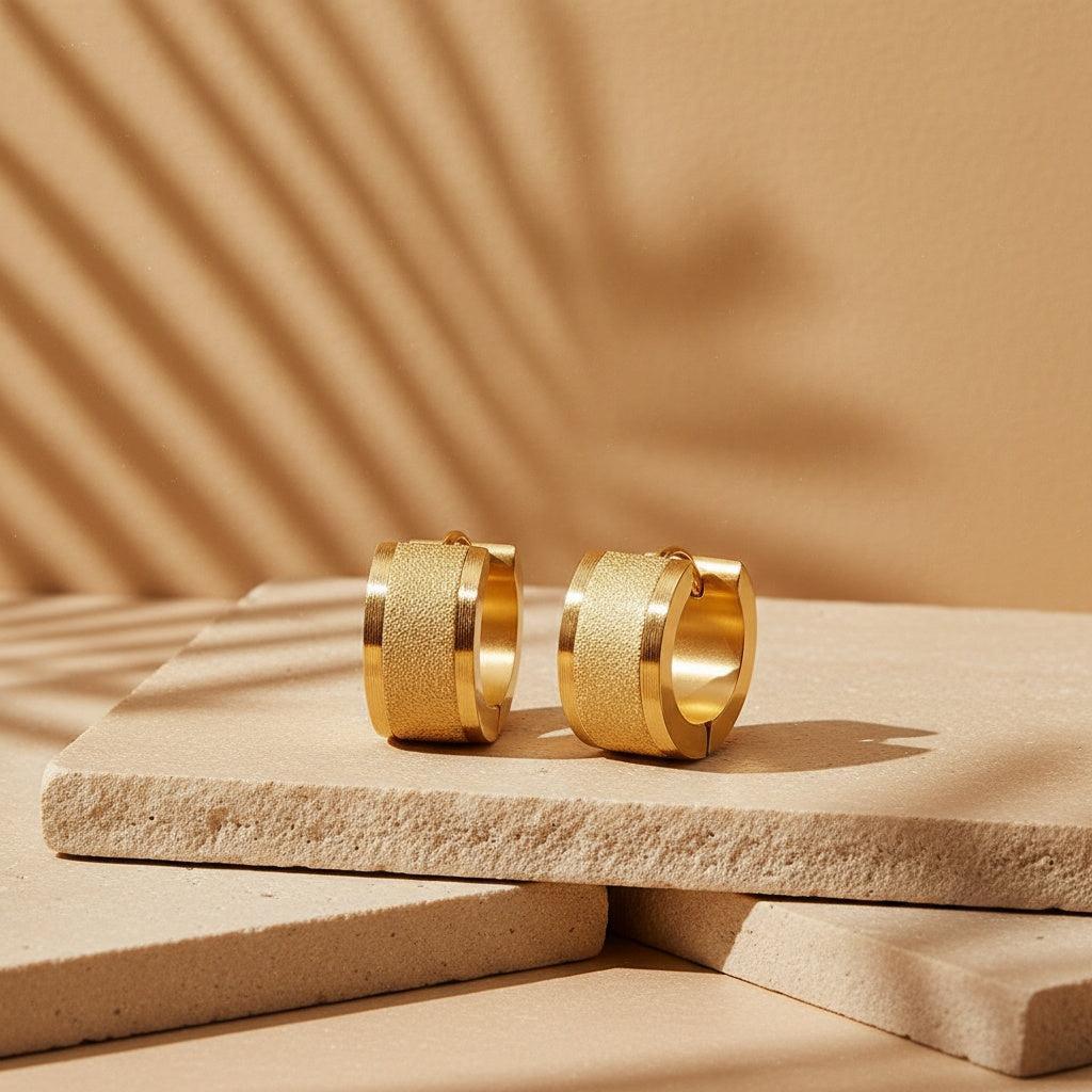 „Serenya“ – Creolen mit sandgestrahltem Finish