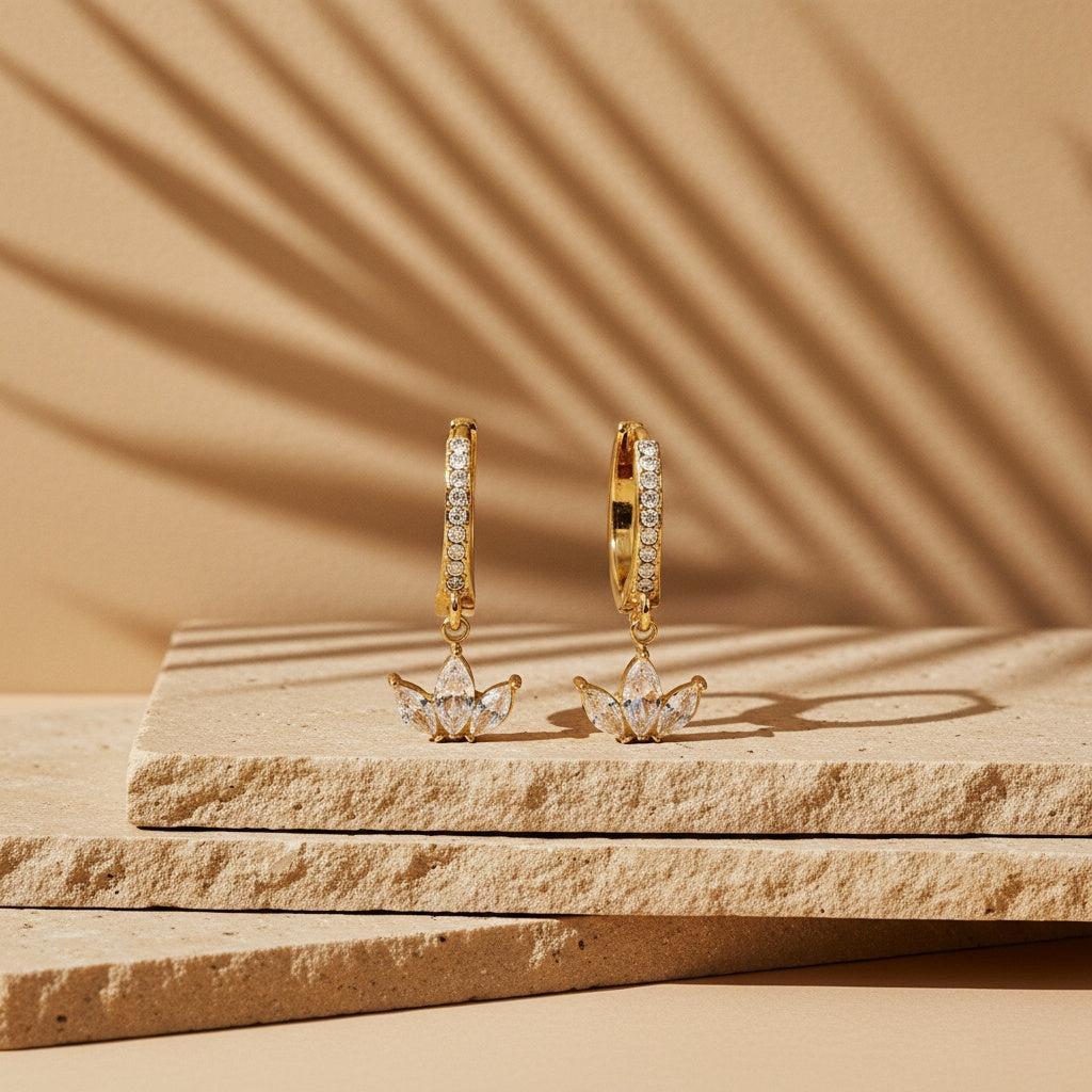 „Solalinaa“ Crown Diamond Leaf Ohrringe