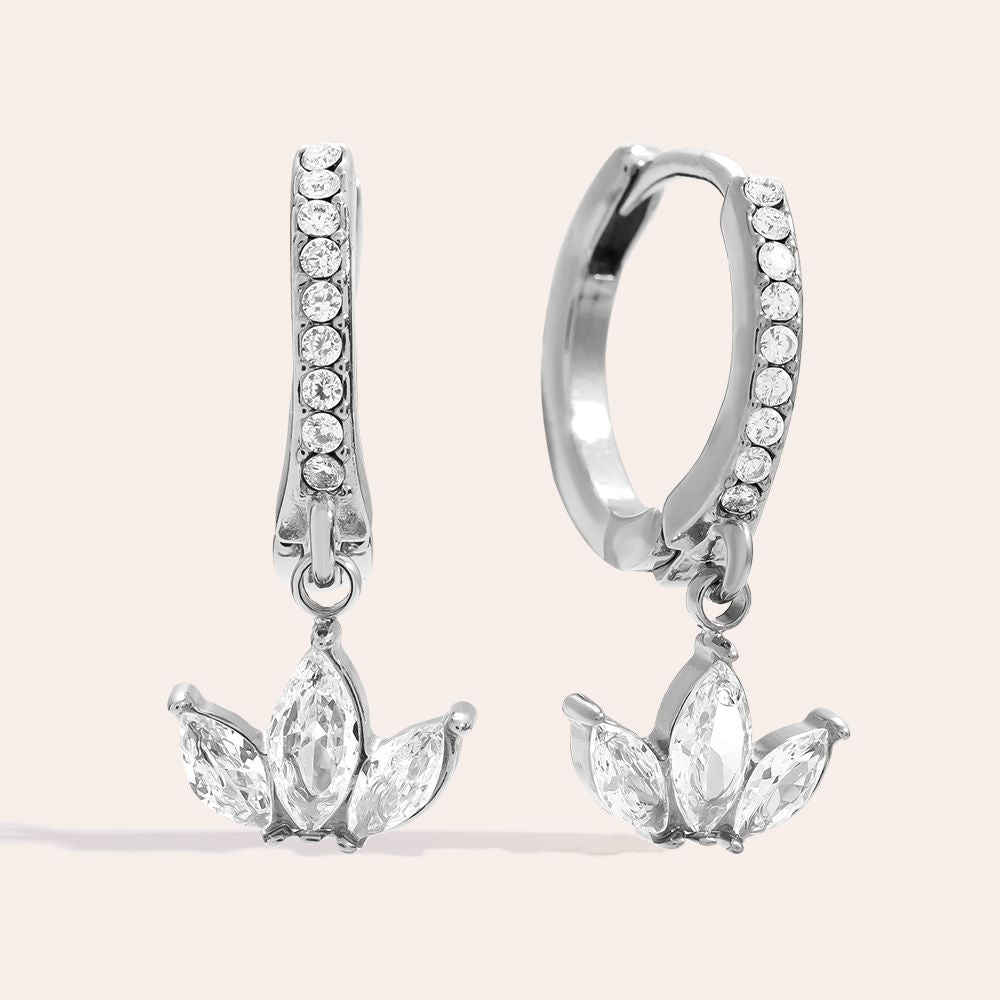 „Solalinaa“ Crown Diamond Leaf Ohrringe