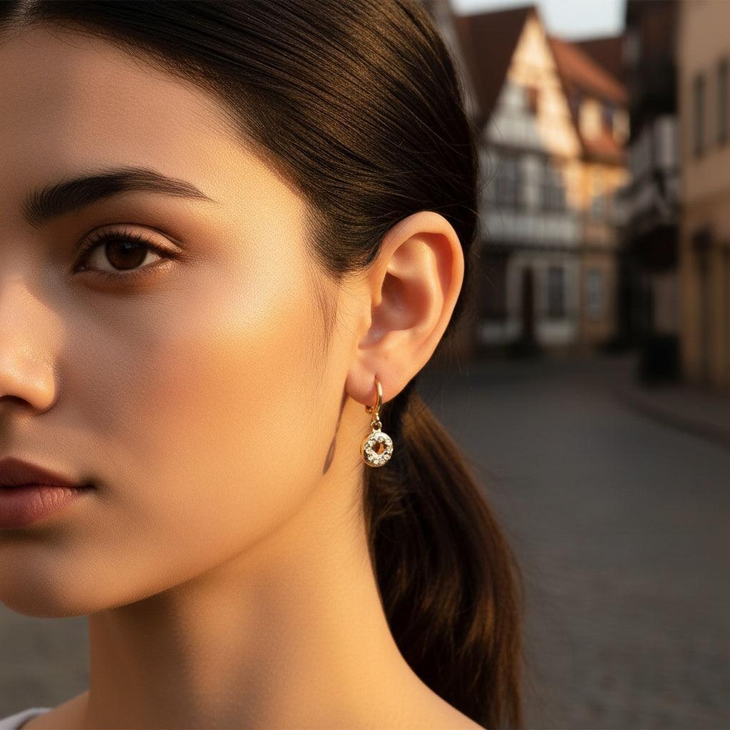 „Solanara“ Diamond Donut Vergoldete Ohrringe