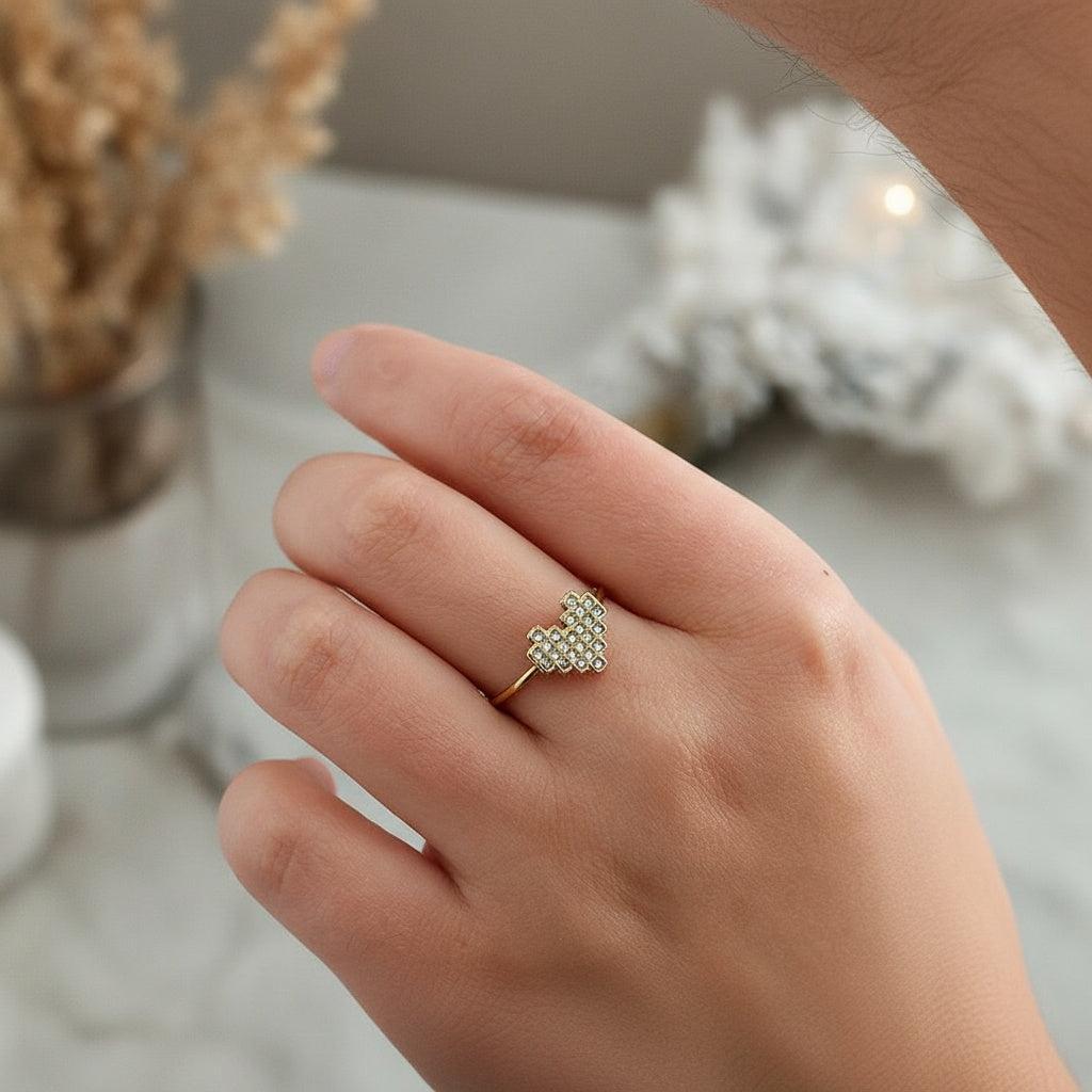 Solinella - Glory Heart Diamond Ring