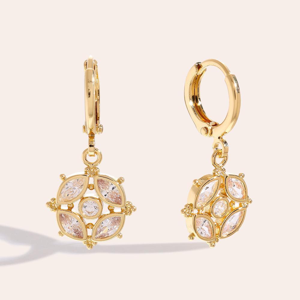 „Soliviva“ Diamonds Round Plate Vergoldete Ohrringe-Goldharmonie