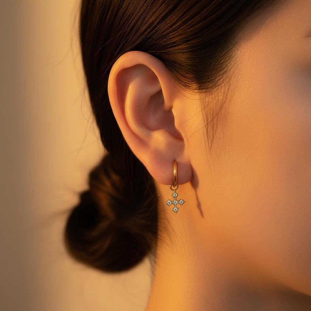 "Solmira" – Diamond Flower Edelstahl Ohrringe