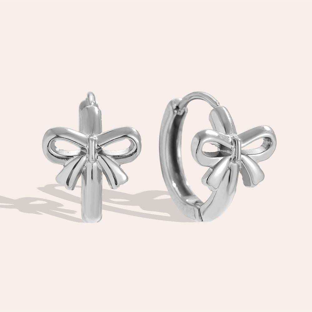 „Talimira“ Hoop Bowtie Ohrringe