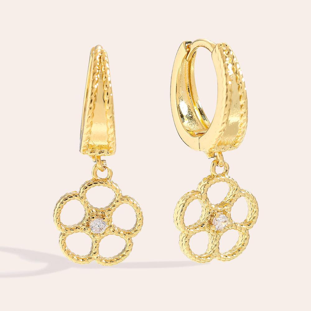 „Talimirae“ Spring Diamond Flower Vergoldete Ohrringe-Goldharmonie