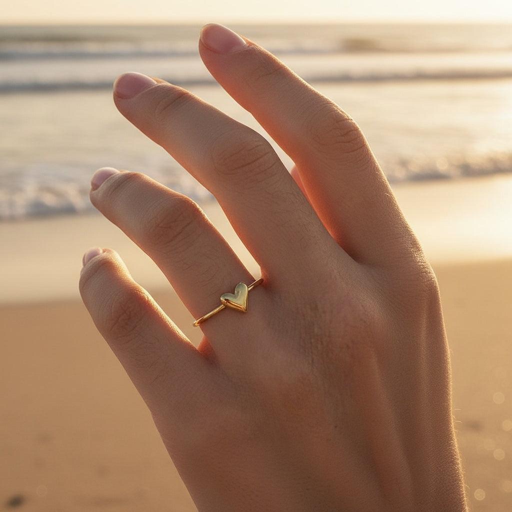 Talivera - Simple Heart Ring