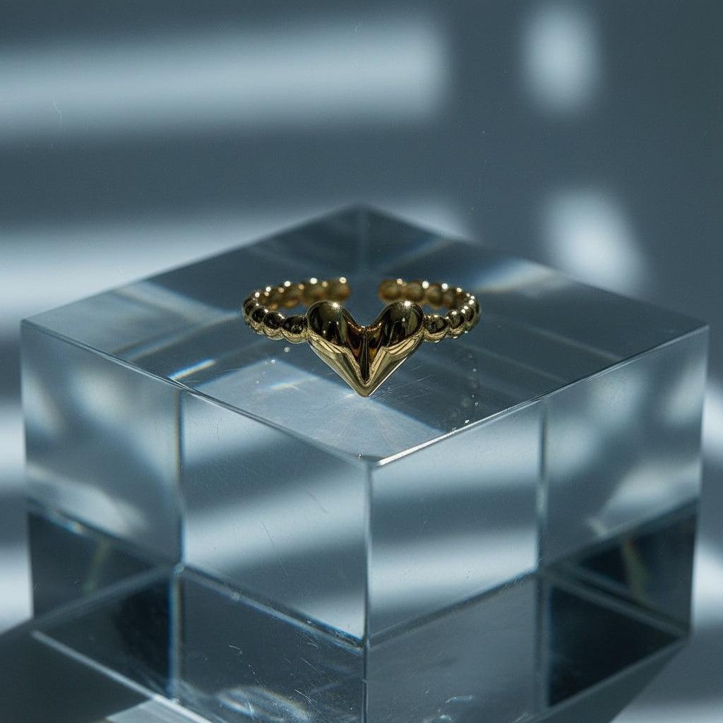 Talivia - Fine Heart Ring