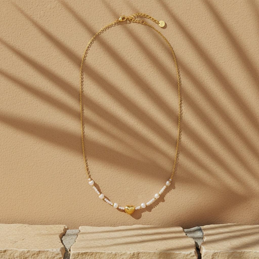 "Viraiane" Pearly And Hearts Edelstahl Halskette