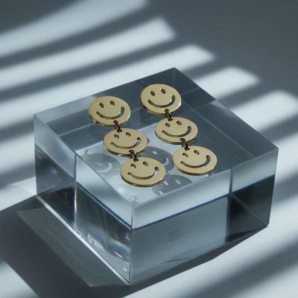 „Vivinora“ Smiley Face Ohrringe