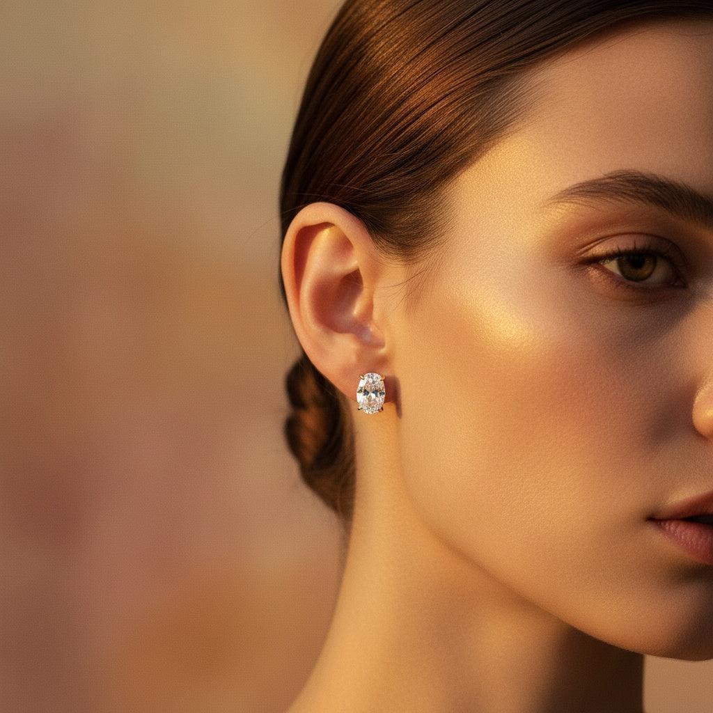 „Viviriva“ Single Oval Diamond Ohrringe