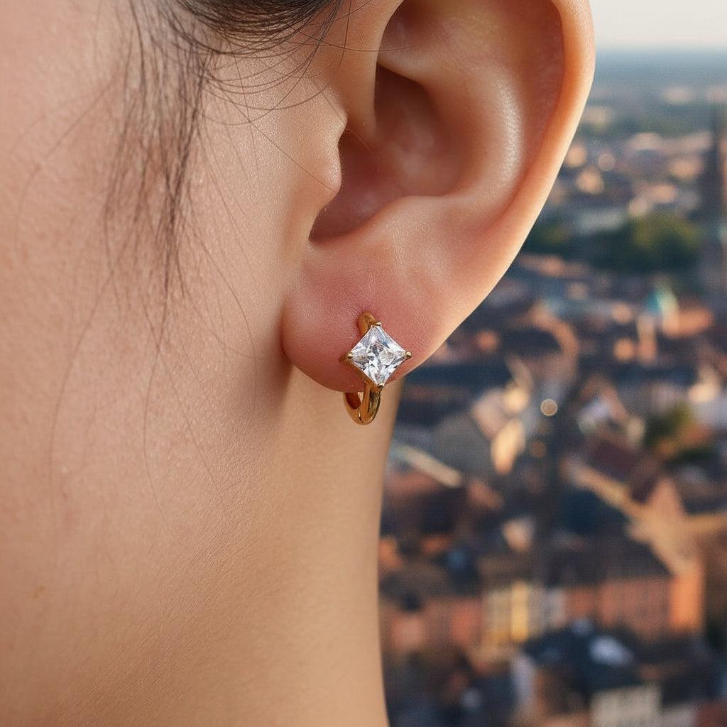 „Vivitara“ Diamond Cube Hoop Ohrringe