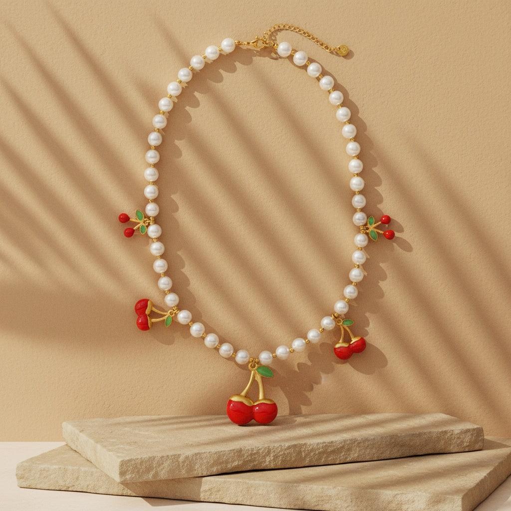 "Zarariah" Cherry In Pearl Chain Edelstahl Halskette