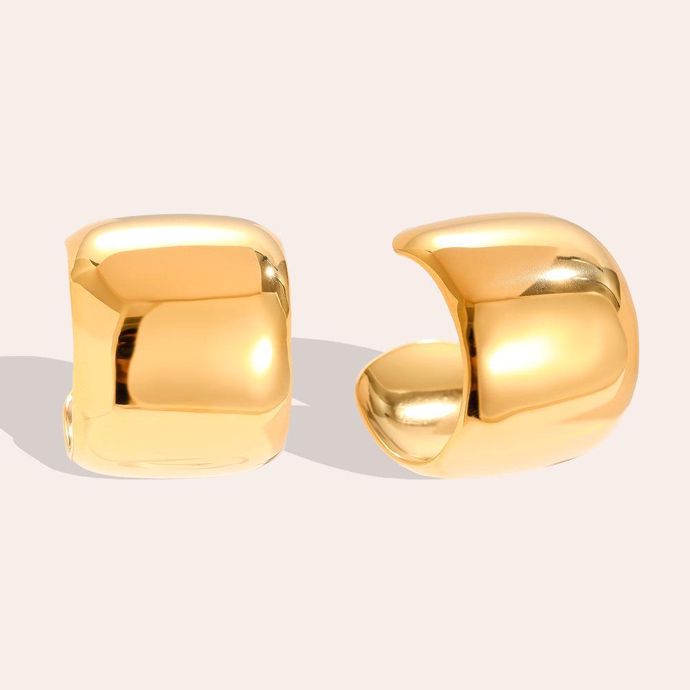 „Zelinira“ Dick Half Hoop Ohrringe-Goldharmonie