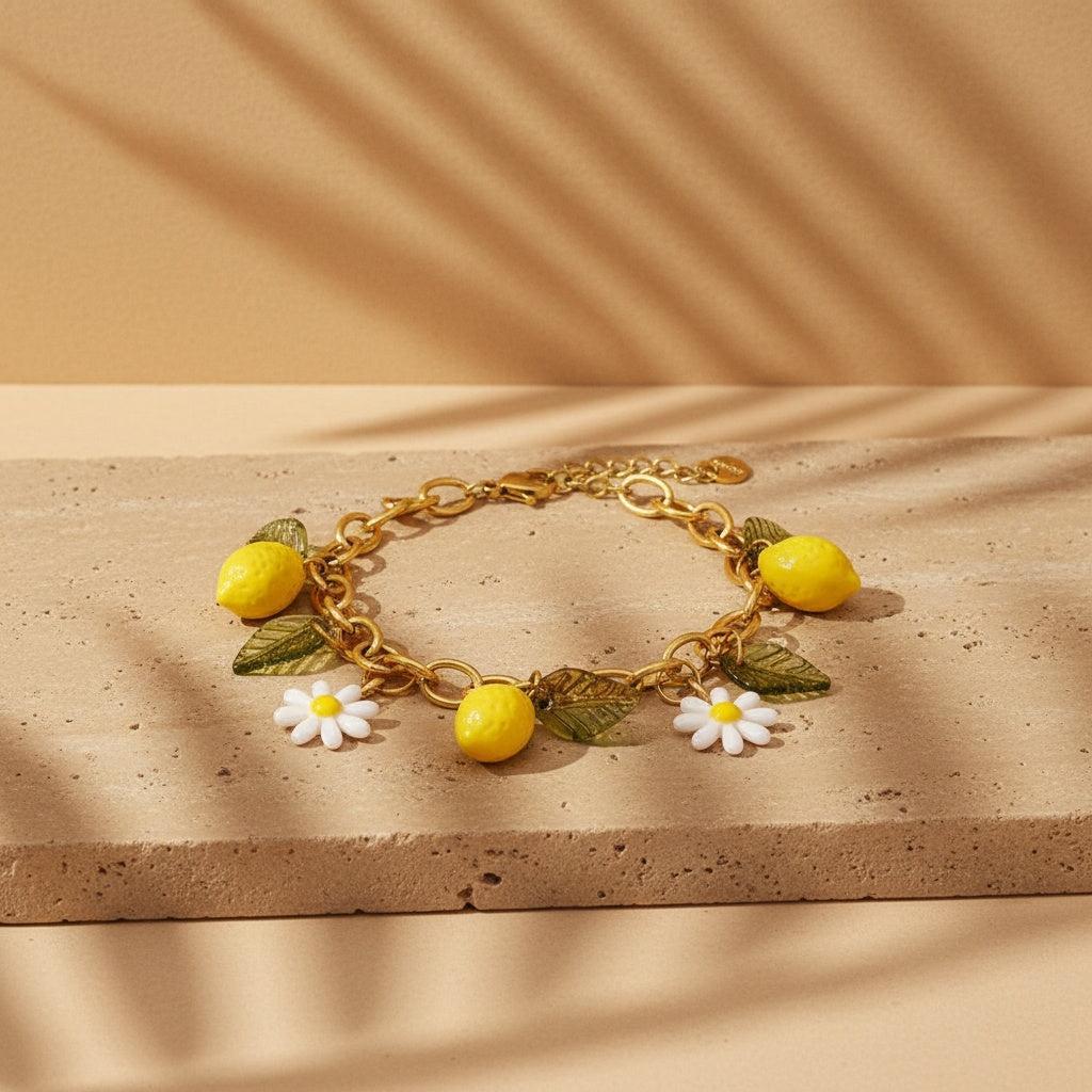 „Zestia“ – Edelstahl-Arm­kette mit Zitronen-Charm, 17 cm + 3 cm