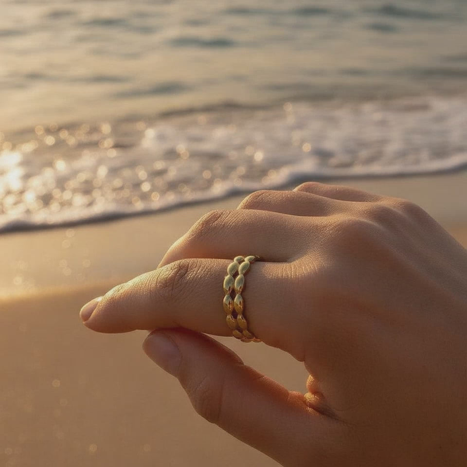 Meliria - Two Layer Oval Group Ring