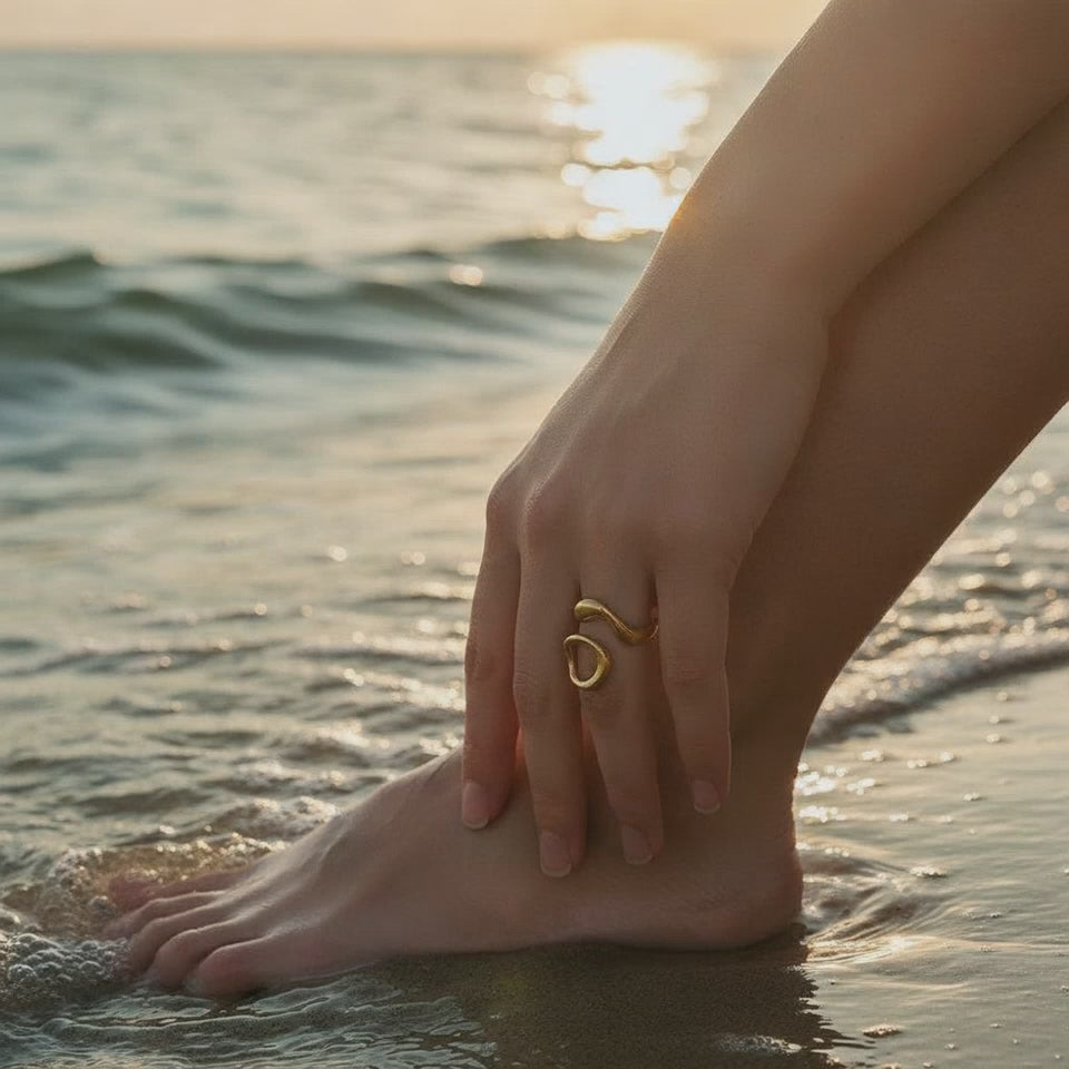 Norasira - Full Stop Ring