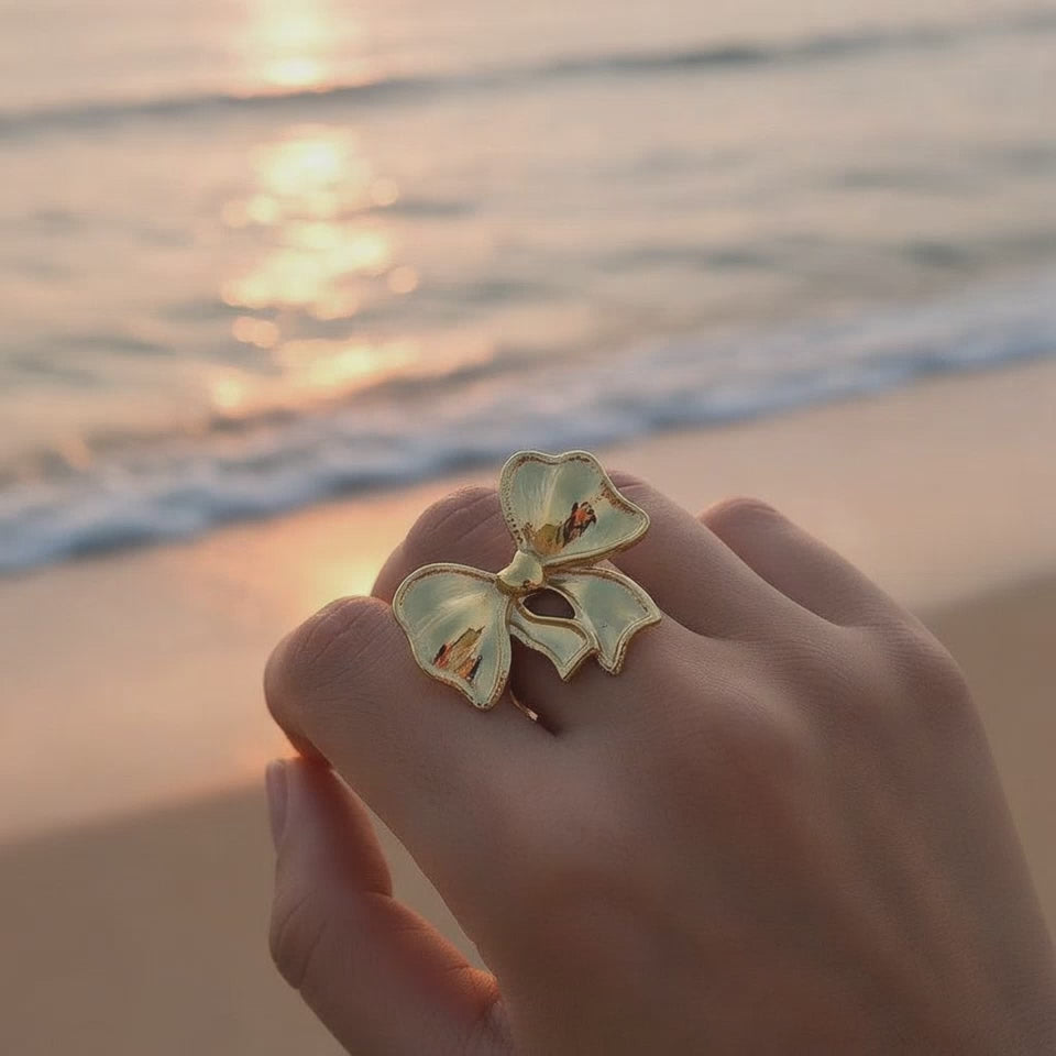 Elonara - Super Bowtie Wirh Heart Ring