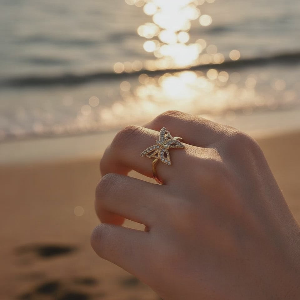 Avelviva - Diamond Butterfly Ring