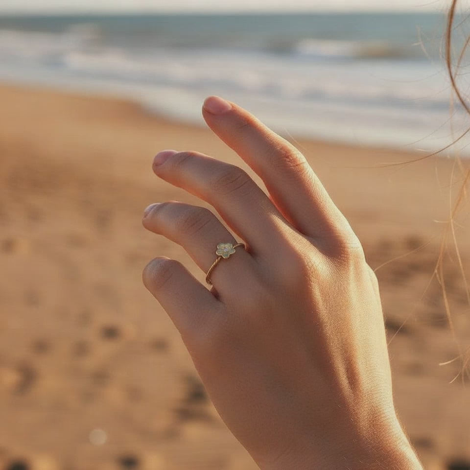 Loravera - Nice Flower Ring